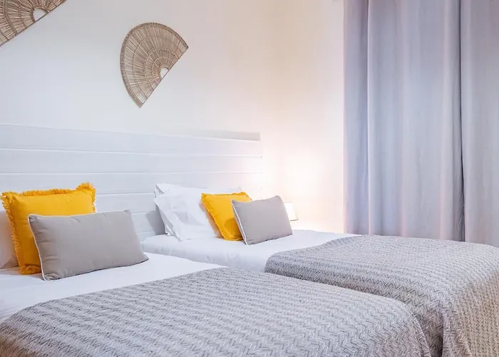 아파트 My Place In By Homie 푼샬