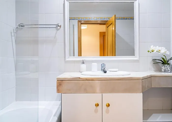 아파트 My Place In By Homie 푼샬