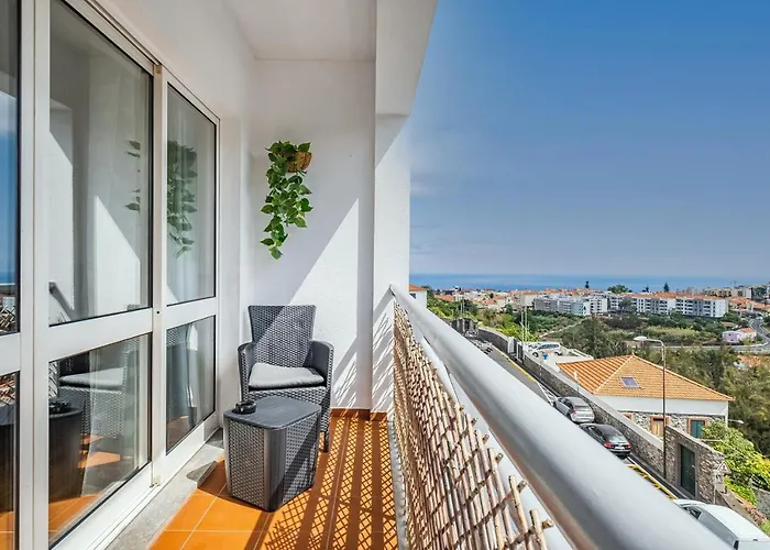 아파트 My Place In By Homie