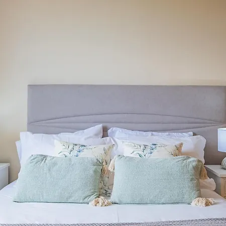 My Place In By Homie דירה פונשל